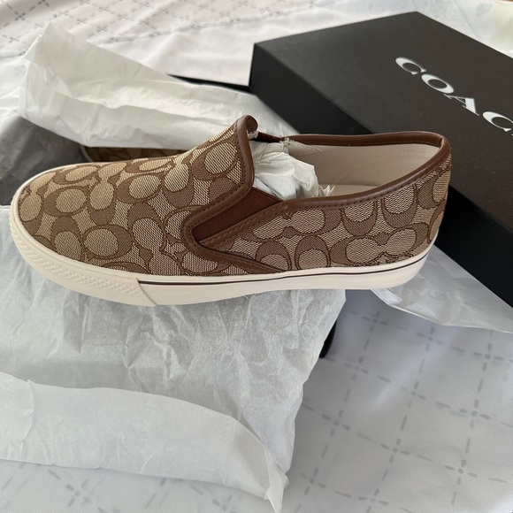 Men’s Coach Signature Sneakers - Picture 1 of 8